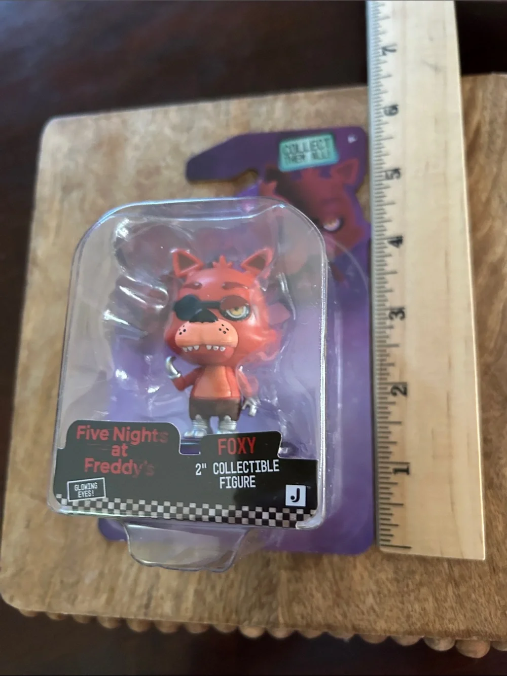Five Nights at Freddy’s “Foxy” 2” Collectible Figure with Glowing Eyes New